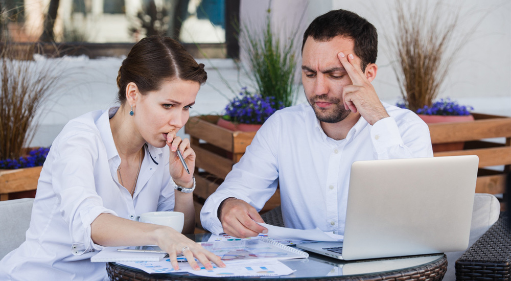 Costly Financial Mistakes Expats Make inthe UAE